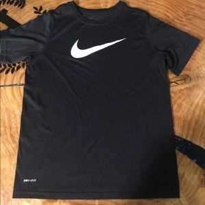 Boys Black Nike Dri Fit shirt XL